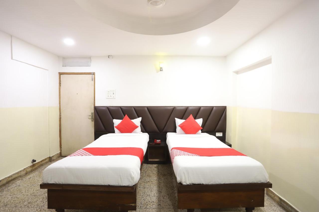 Hotel Deendayal Korba Bagian luar foto