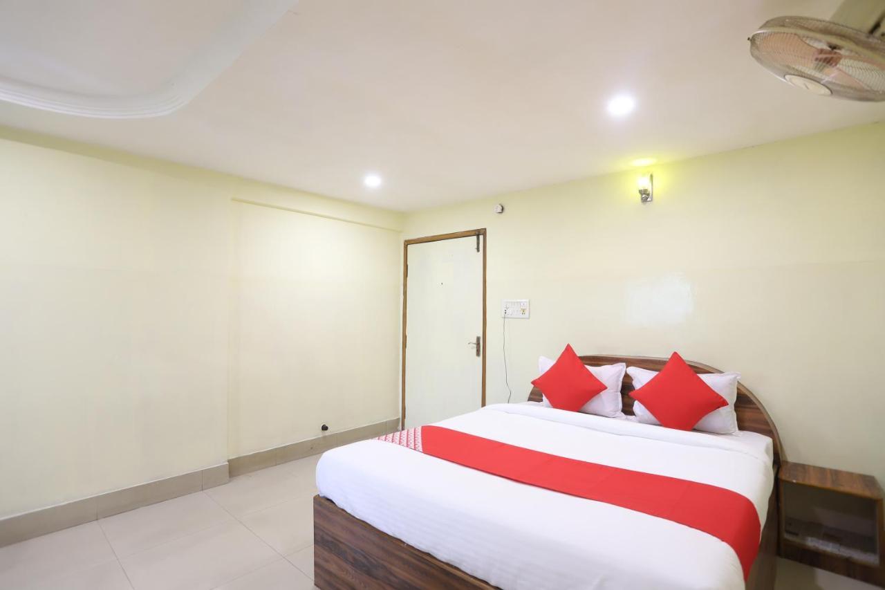 Hotel Deendayal Korba Bagian luar foto