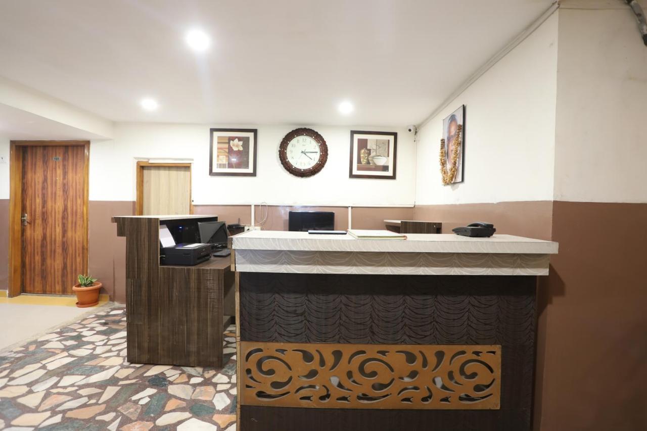 Hotel Deendayal Korba Bagian luar foto