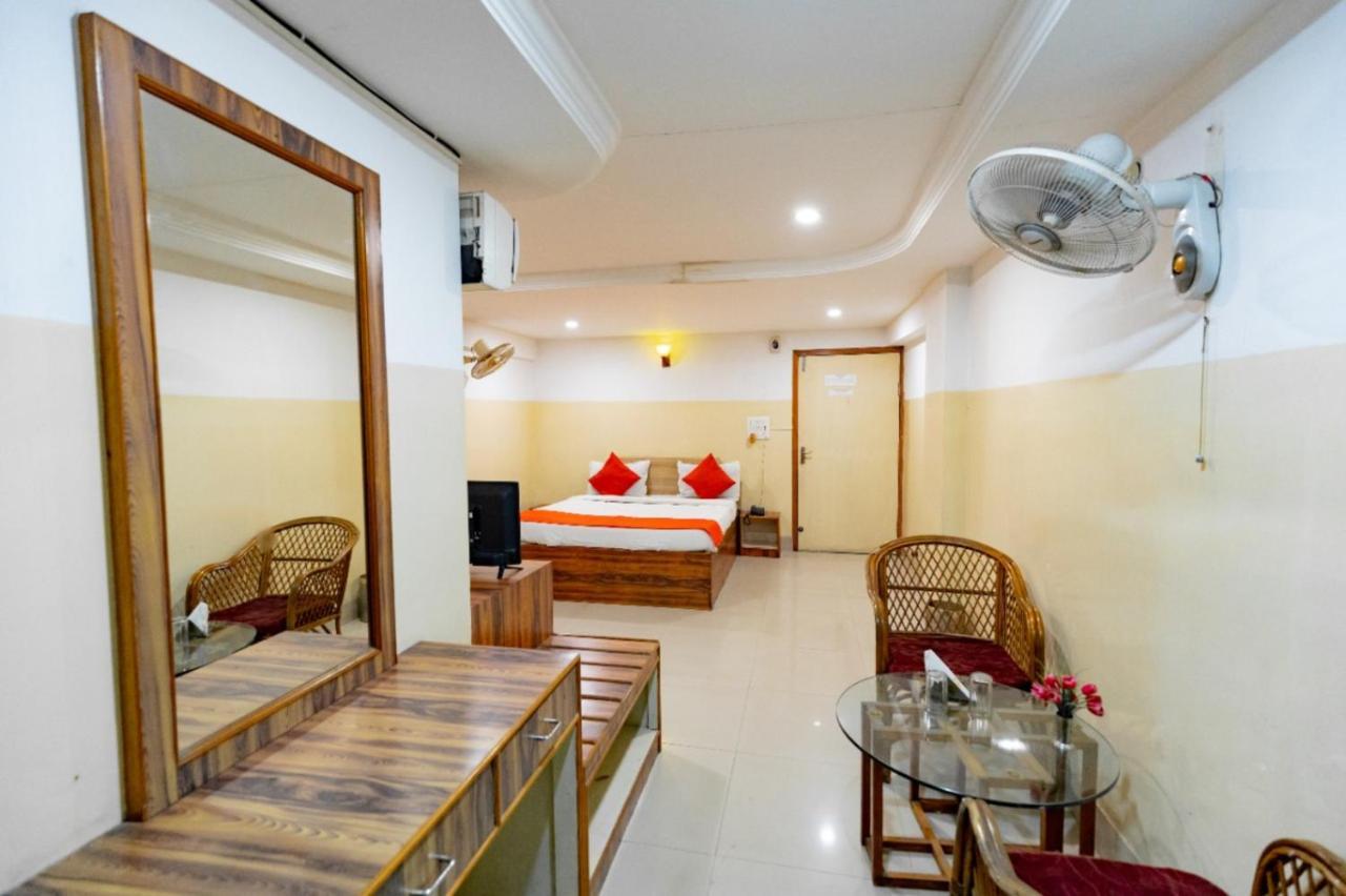 Hotel Deendayal Korba Bagian luar foto