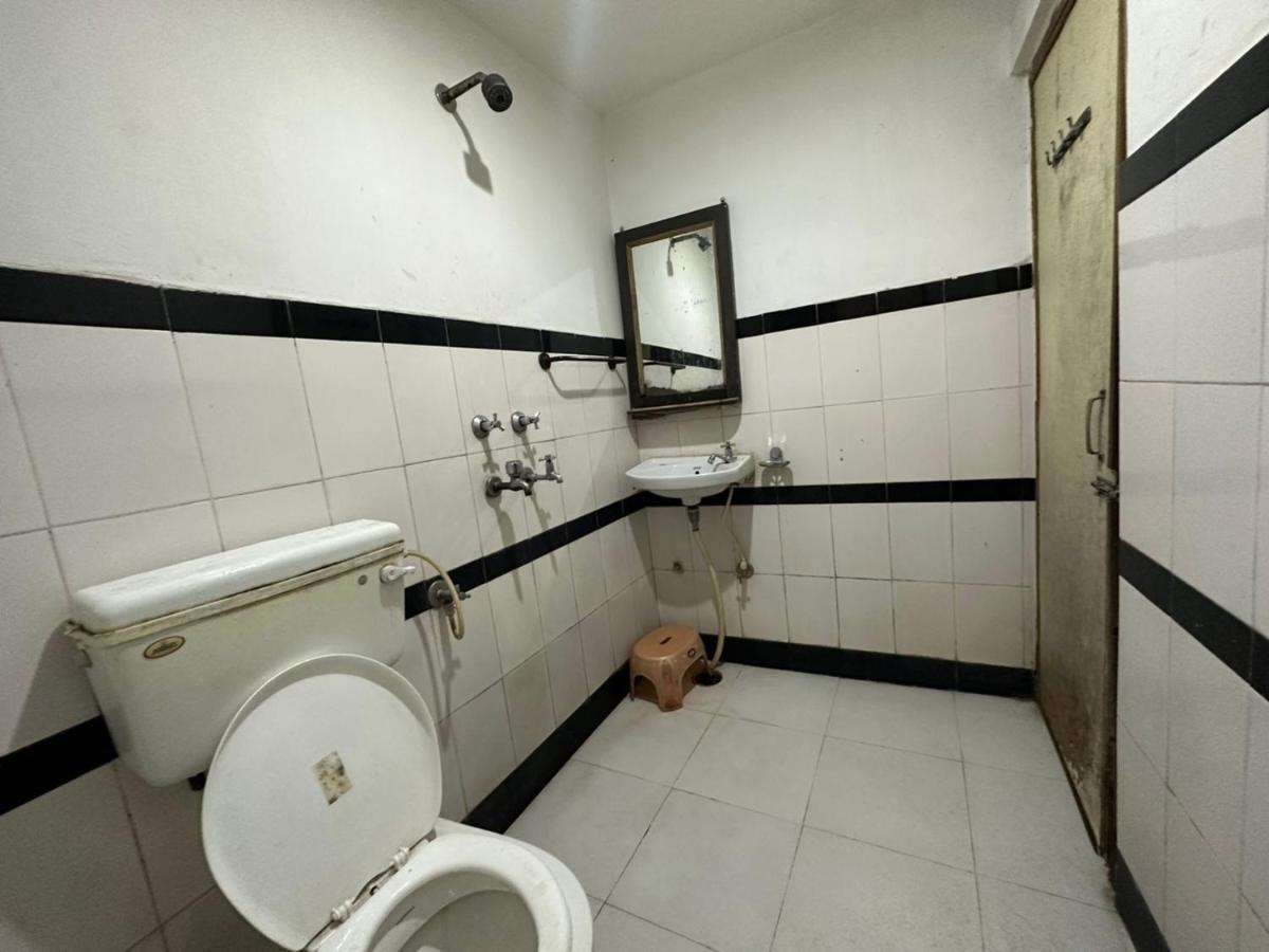 Hotel Deendayal Korba Bagian luar foto