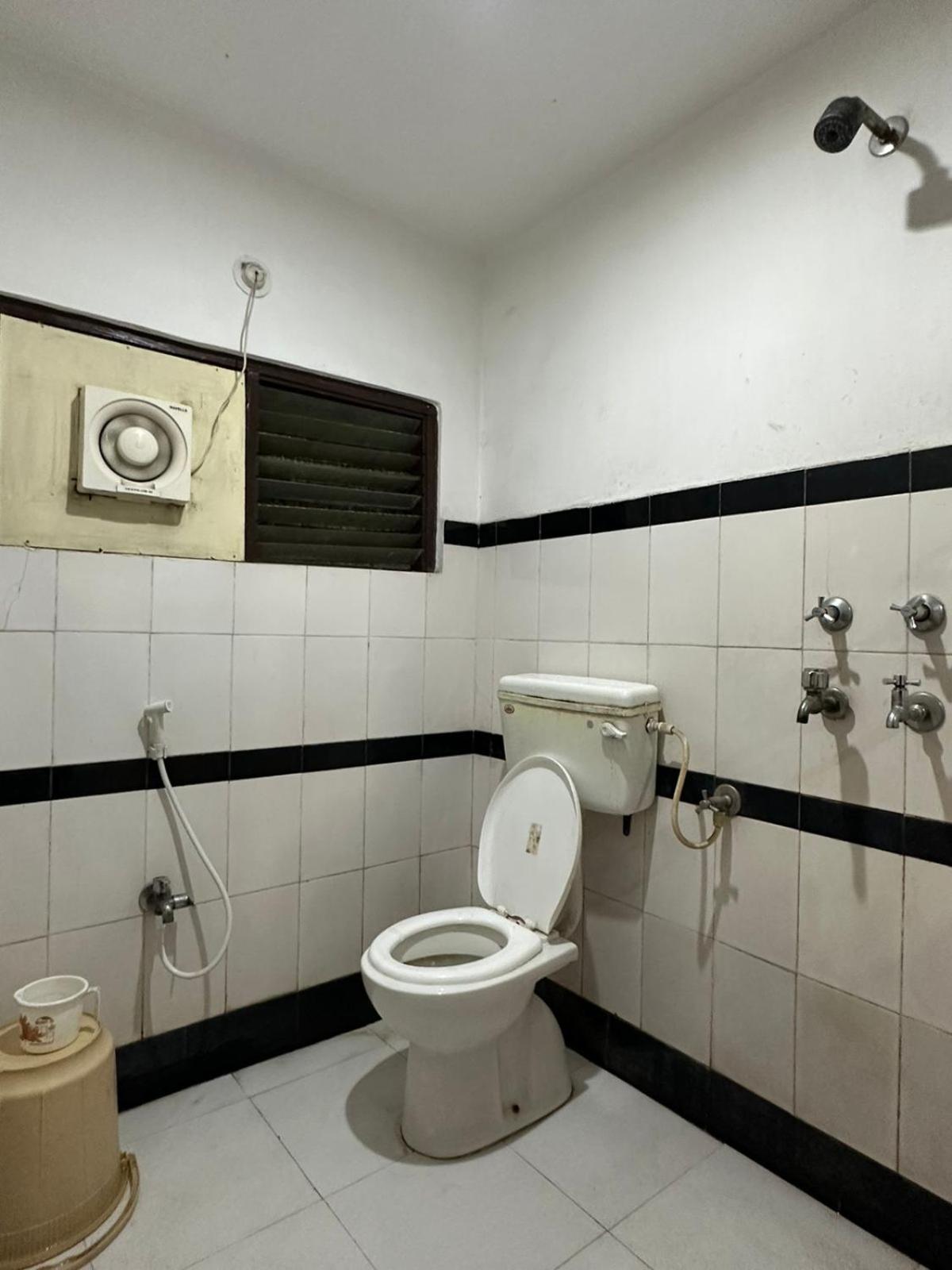 Hotel Deendayal Korba Bagian luar foto